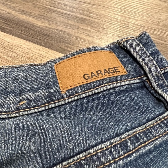 Garage - Super High Rise Jean Shorts - Picture 4 of 5